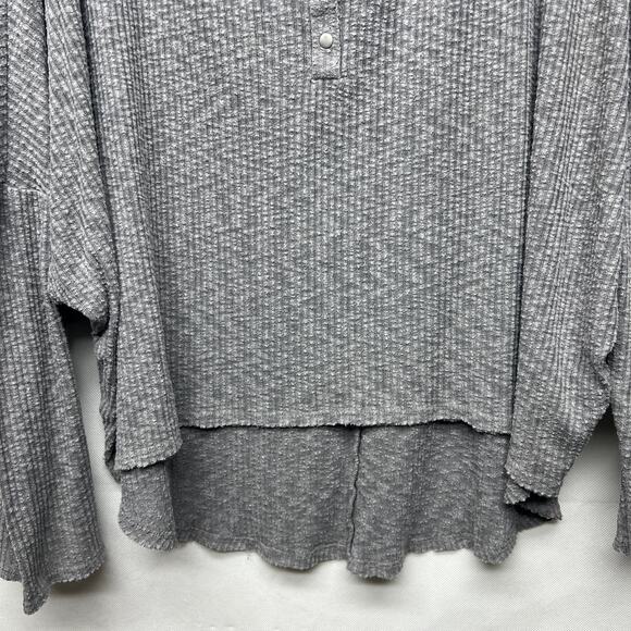 Urban Outfitters Gray Henley Women's Pullover Size Large Oversized Waffle Knit - Picture 5 of 10